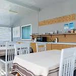 Van Villa *