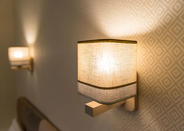 Van فيلة كلابيدا