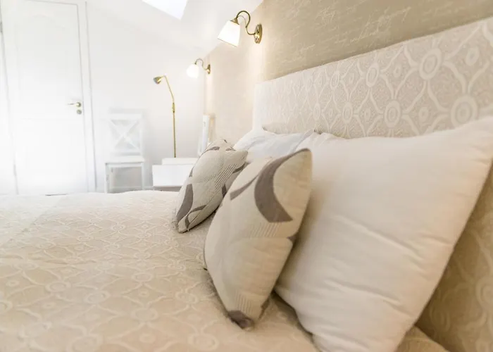 Van فيلة كلابيدا