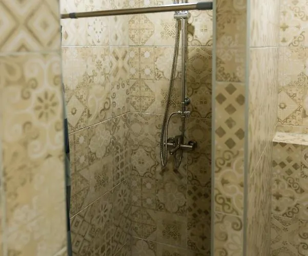 Van فيلة كلابيدا